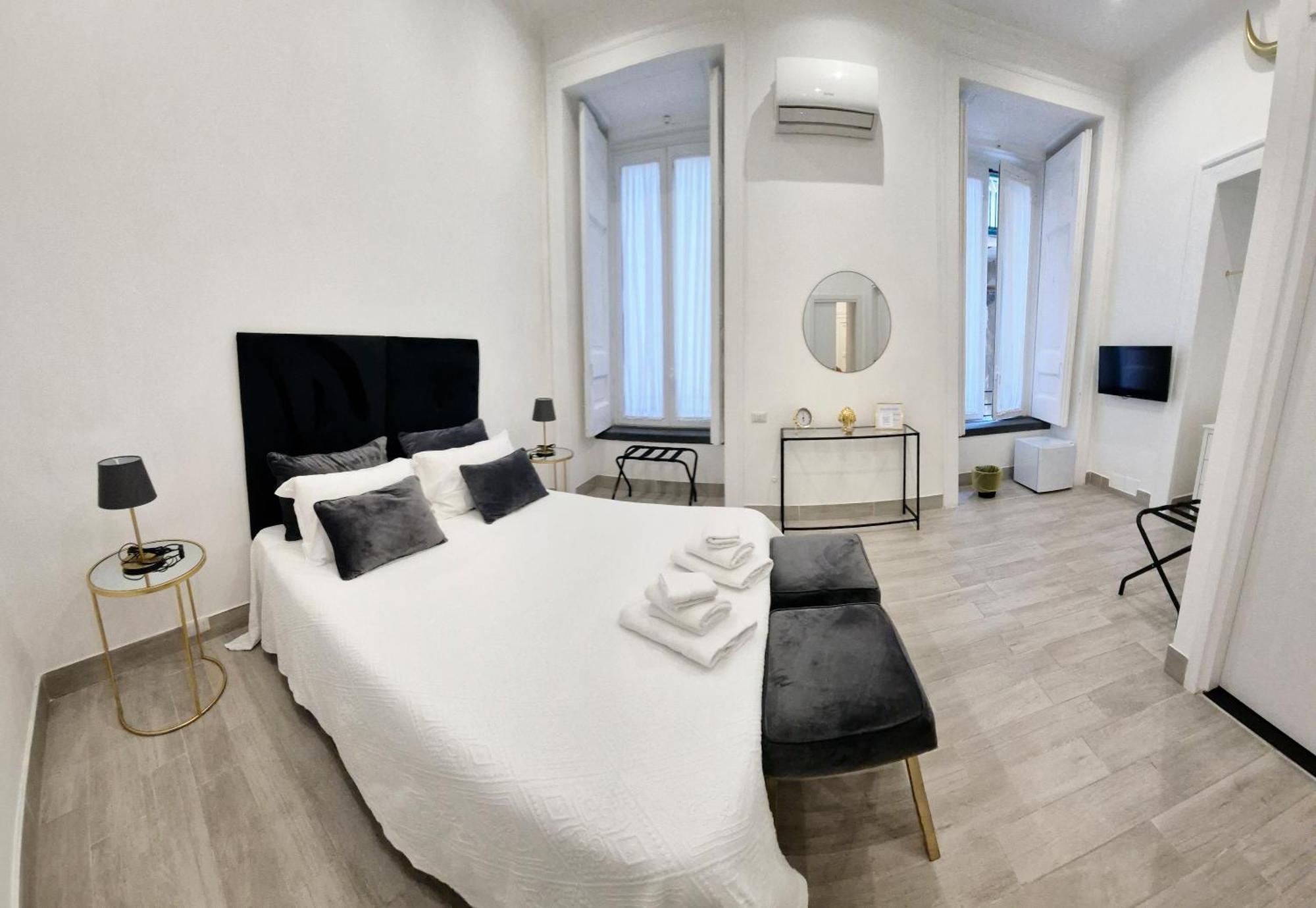 Maison Marinella Boutique Room Napels Buitenkant foto